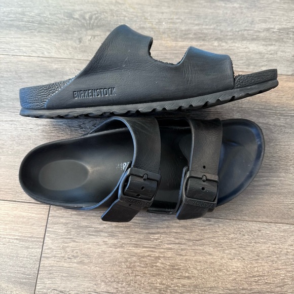 Birkenstock Black Double-Strap Sandals - Picture 2 of 6